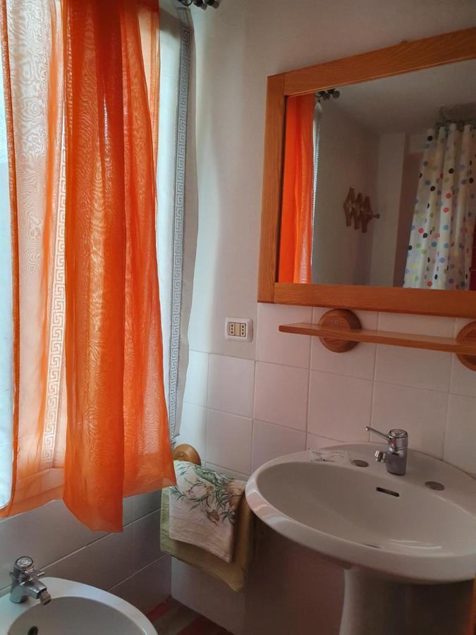 B&B Il Pettirosso Malonno ภายนอก รูปภาพ