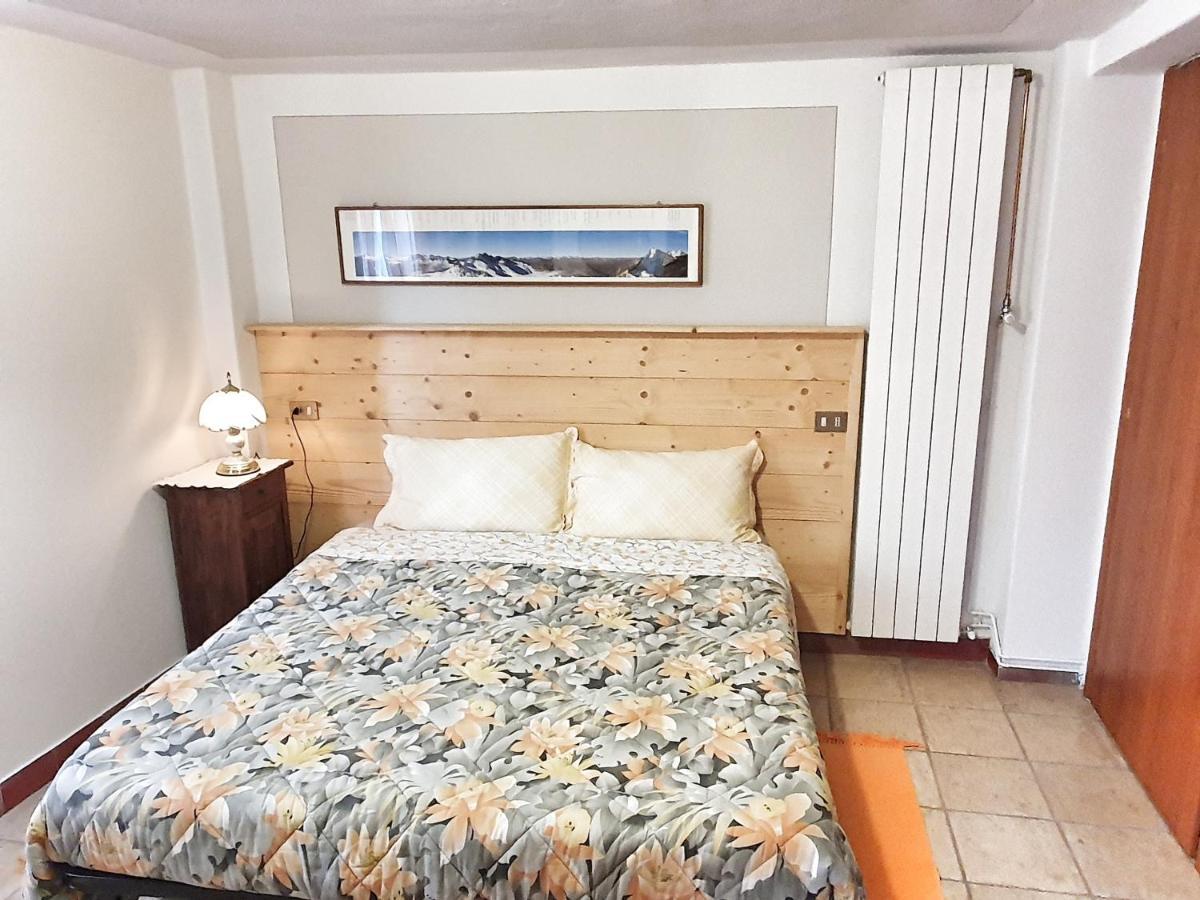 B&B Il Pettirosso Malonno ภายนอก รูปภาพ