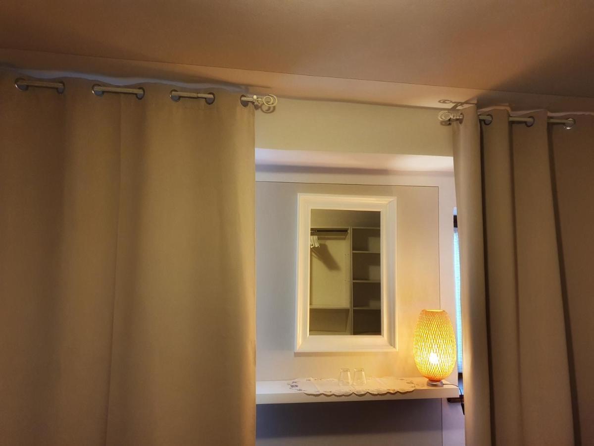 B&B Il Pettirosso Malonno ภายนอก รูปภาพ