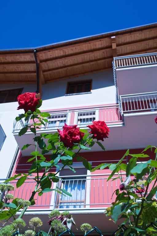 B&B Il Pettirosso Malonno ภายนอก รูปภาพ